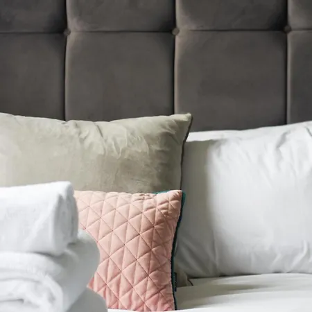 Dazzling 1 Bed In Clifton Appartement *