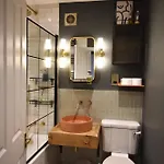 Dazzling 1 Bed In Clifton Apartamento *