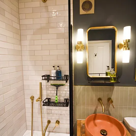 Dazzling 1 Bed In Clifton Бристоль