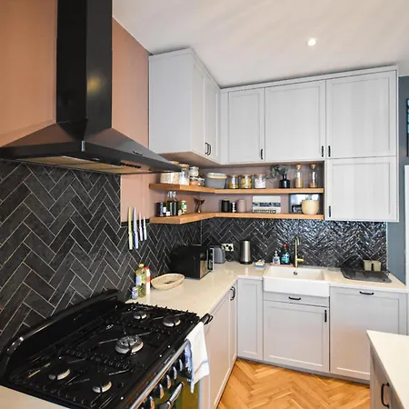 Dazzling 1 Bed In Clifton Apartmán